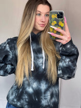 Load image into Gallery viewer, Boyfriend Fit Tiedye Pullover Hoodie